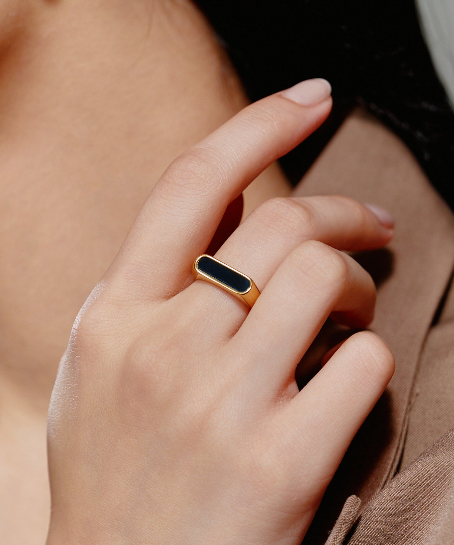 Onyx Signet Ring［Stainless］ | novice（ノーヴィス）公式オンライン