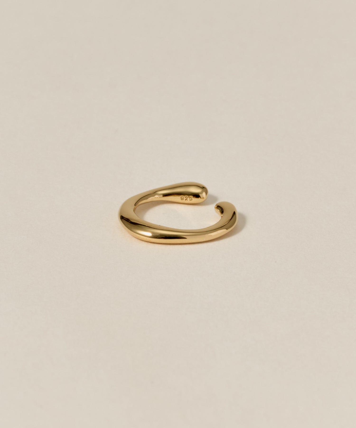 Wave Ear Cuff［Silver925］ | 大人のための毎日使えるイヤーカフ通販