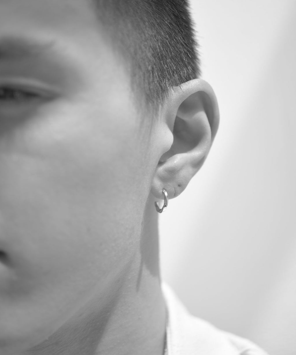 Metal Twist Hoop Pierce | 感度の高い大人のメンズプチプラピアス通販