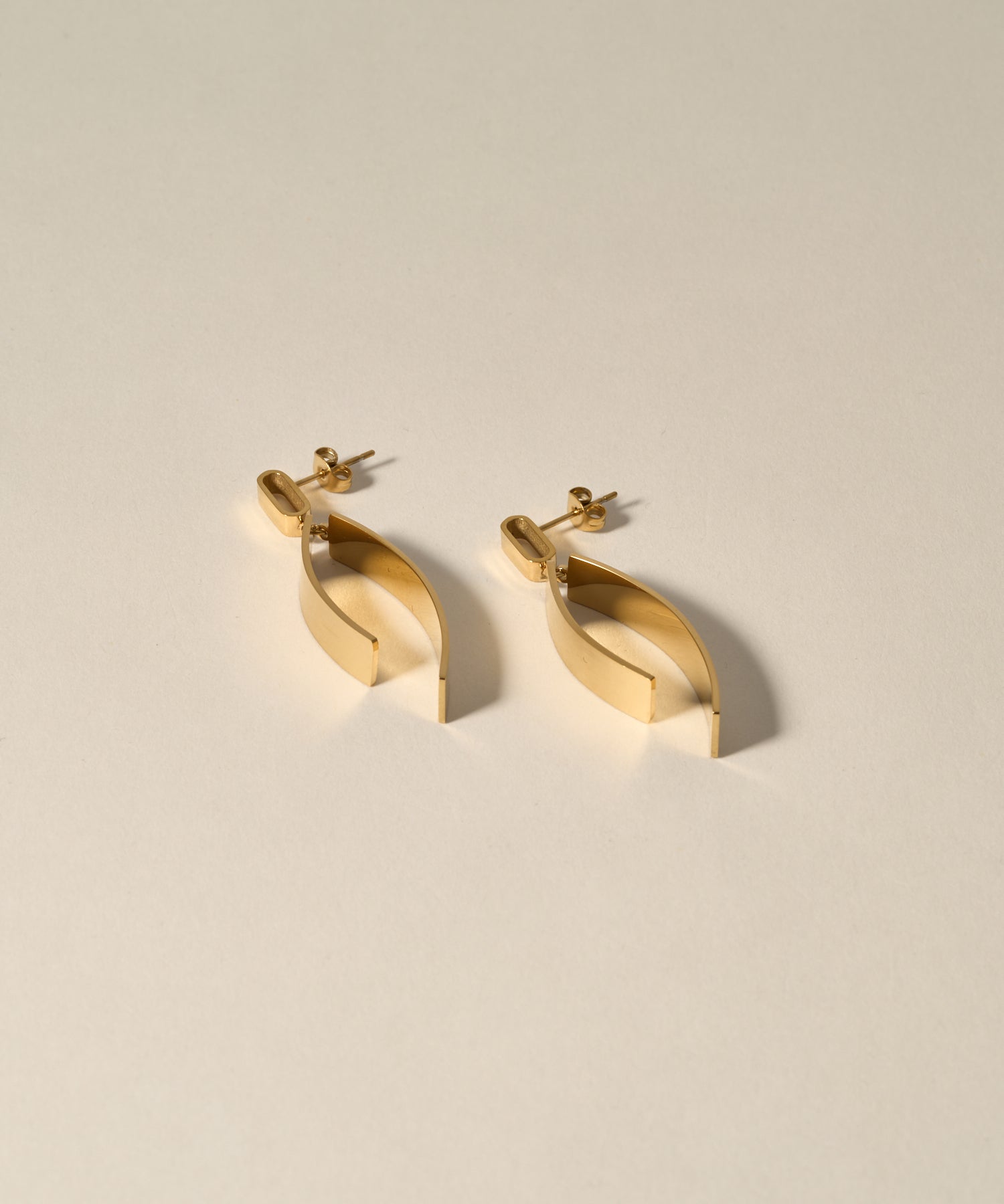 ピアス　No.5209 Teardrop Pierce［Stainless］ | novice（ノーヴィス）公式オンライン