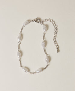Baroque Pearl & Narrow Chain Bracelet