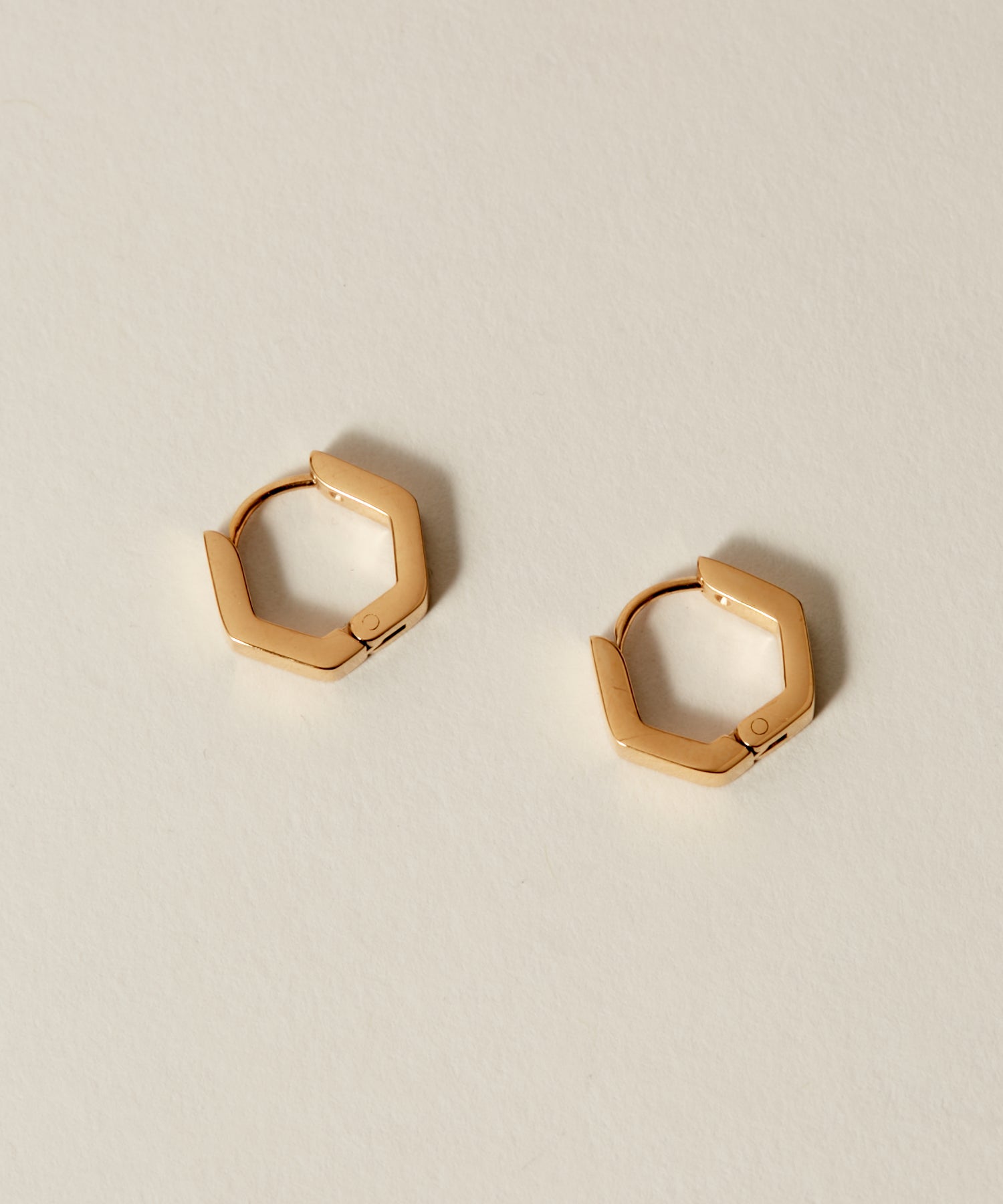 Hinged Hexagon Hoop Pierce［Stainless］ | 大人のメンズピアス通販