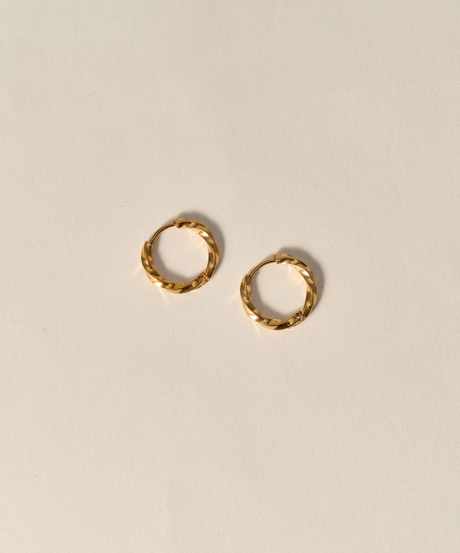 Hinged Twist Hoop Pierce［Stainless］ | novice（ノーヴィス）公式