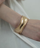 Metal Volume Bangle