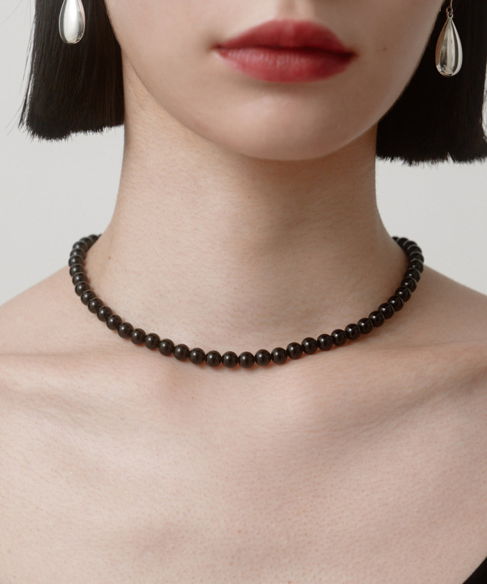 Onyx-Ball-Necklace_Stainless_-