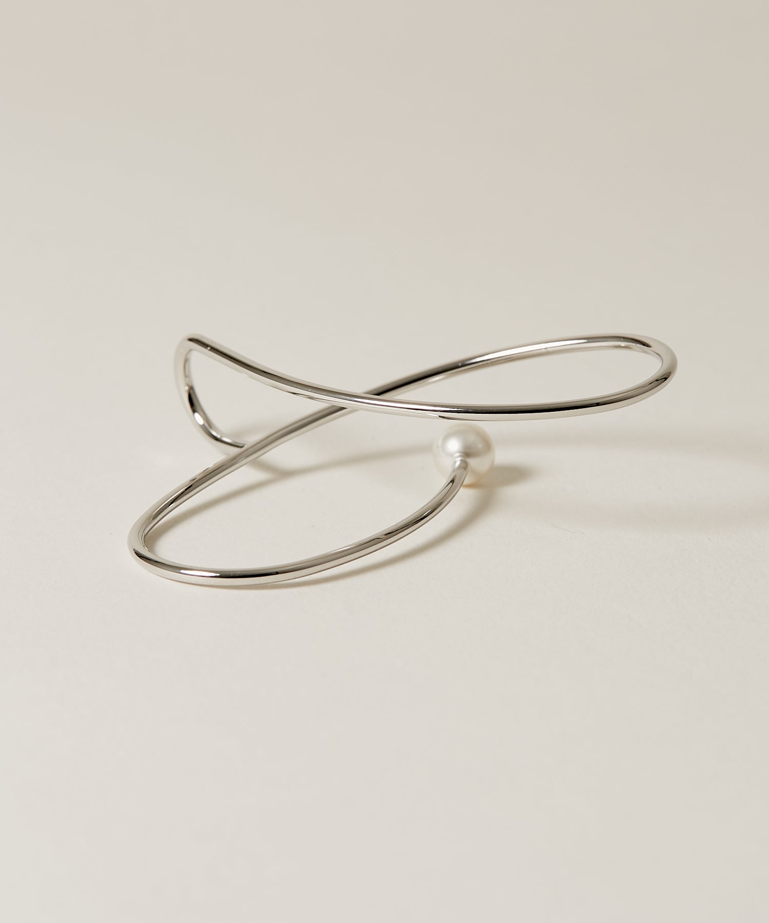 Orbit Pearl Ear Cuff | 大人のための毎日使えるイヤーカフ通販