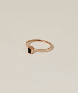 Rectangle Stone Motif Ring［Stainless］