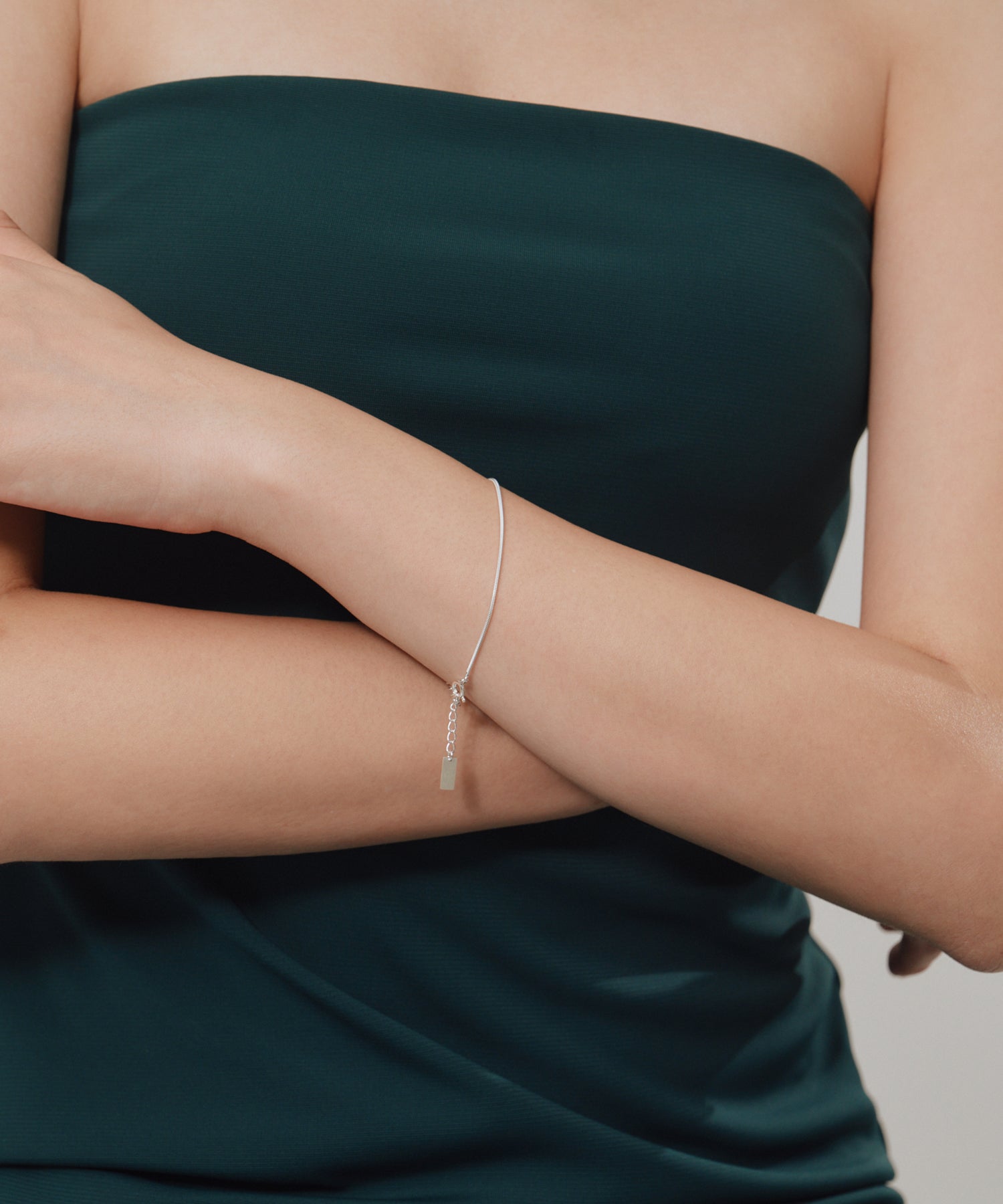 Simple Narrow Bracelet［Silver925］ | novice（ノーヴィス）公式