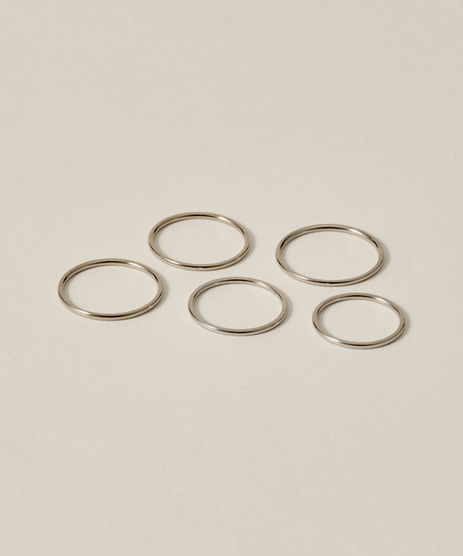 Thin Ring 5 set［Stainless］ | 大人のための毎日使えるリング通販