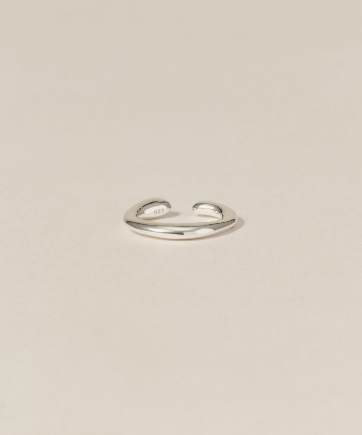 Wave Ear Cuff［Silver925］ | 大人のための毎日使えるイヤーカフ通販