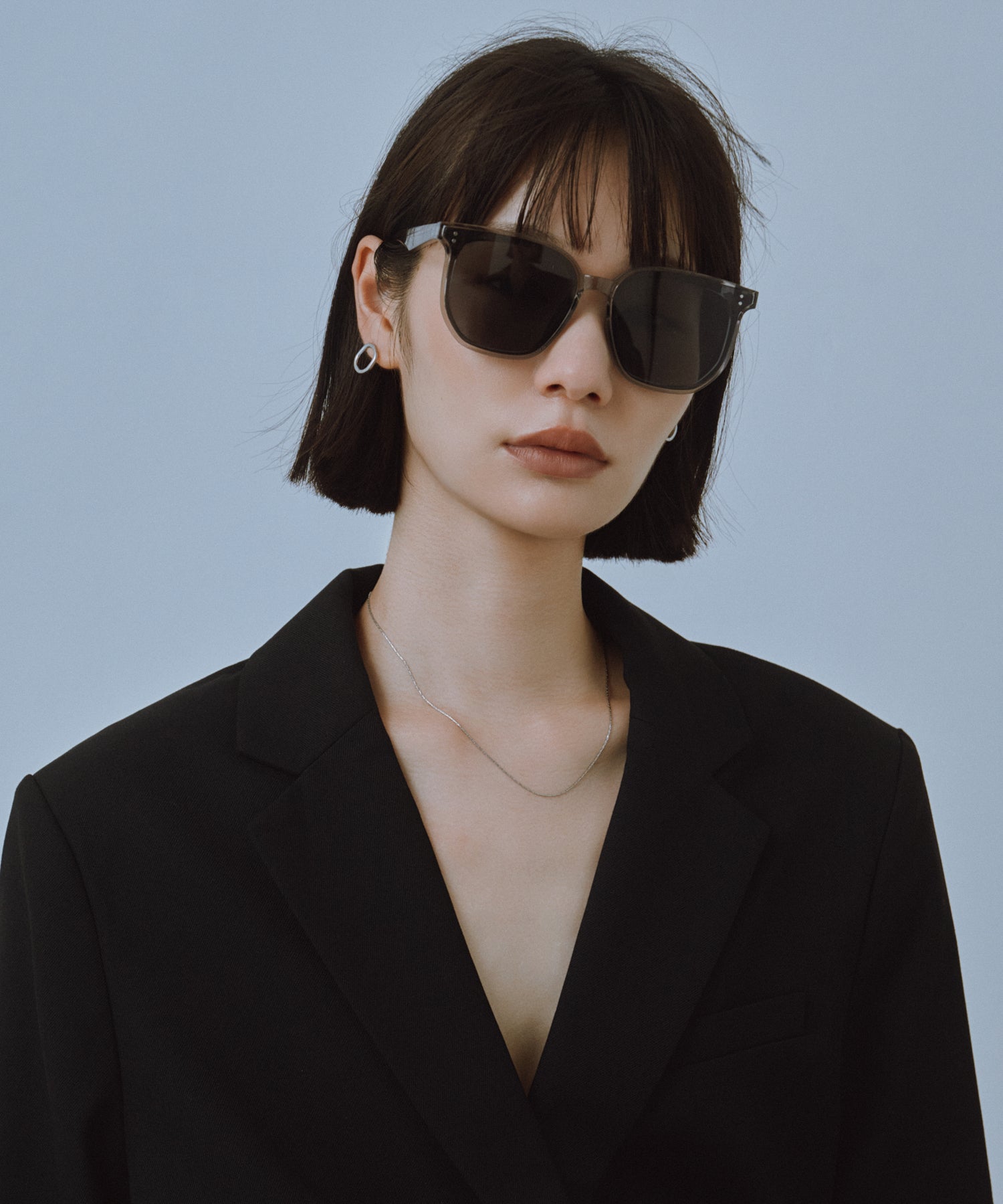 kate】ビックウェリントンサングラス | 毎日使える大人のサングラス