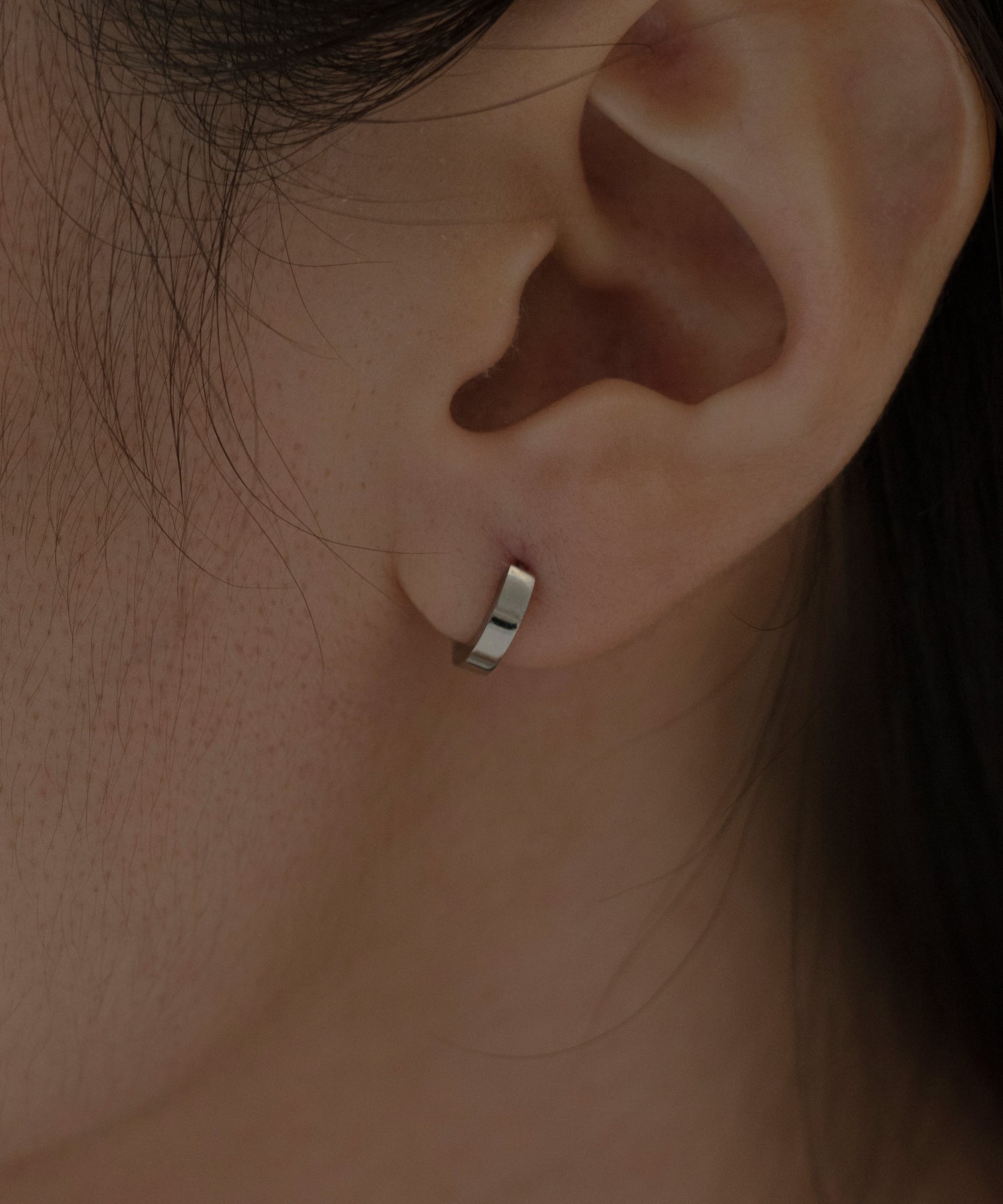 Hinged Mini Hoop Pierce［Stainless］ | 大人の毎日使える