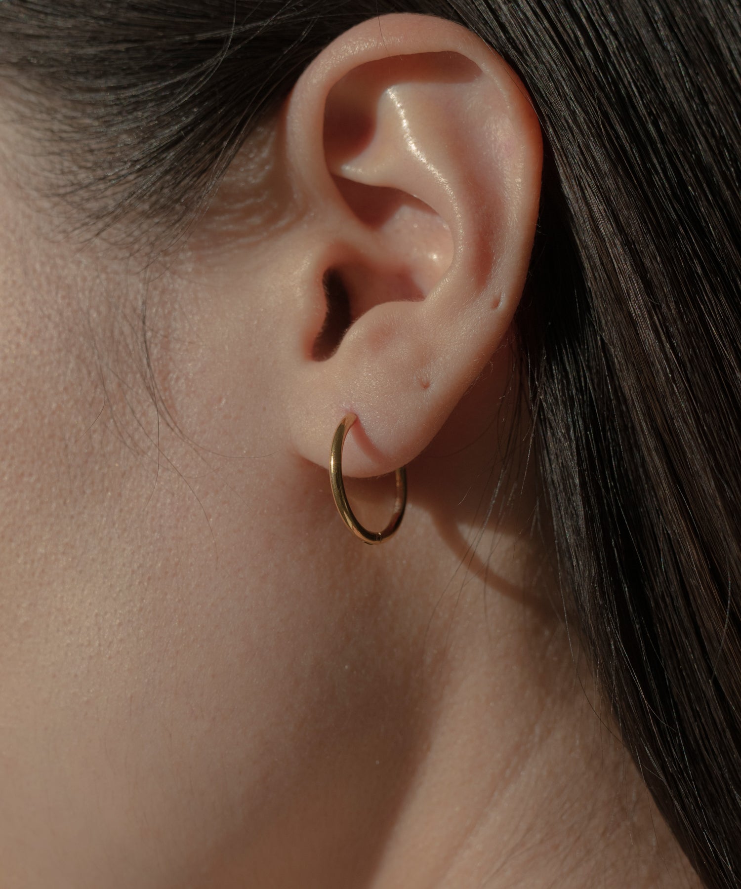 Hinged Thin Hoop Pierce [Stainless] | Affordable earrings mail