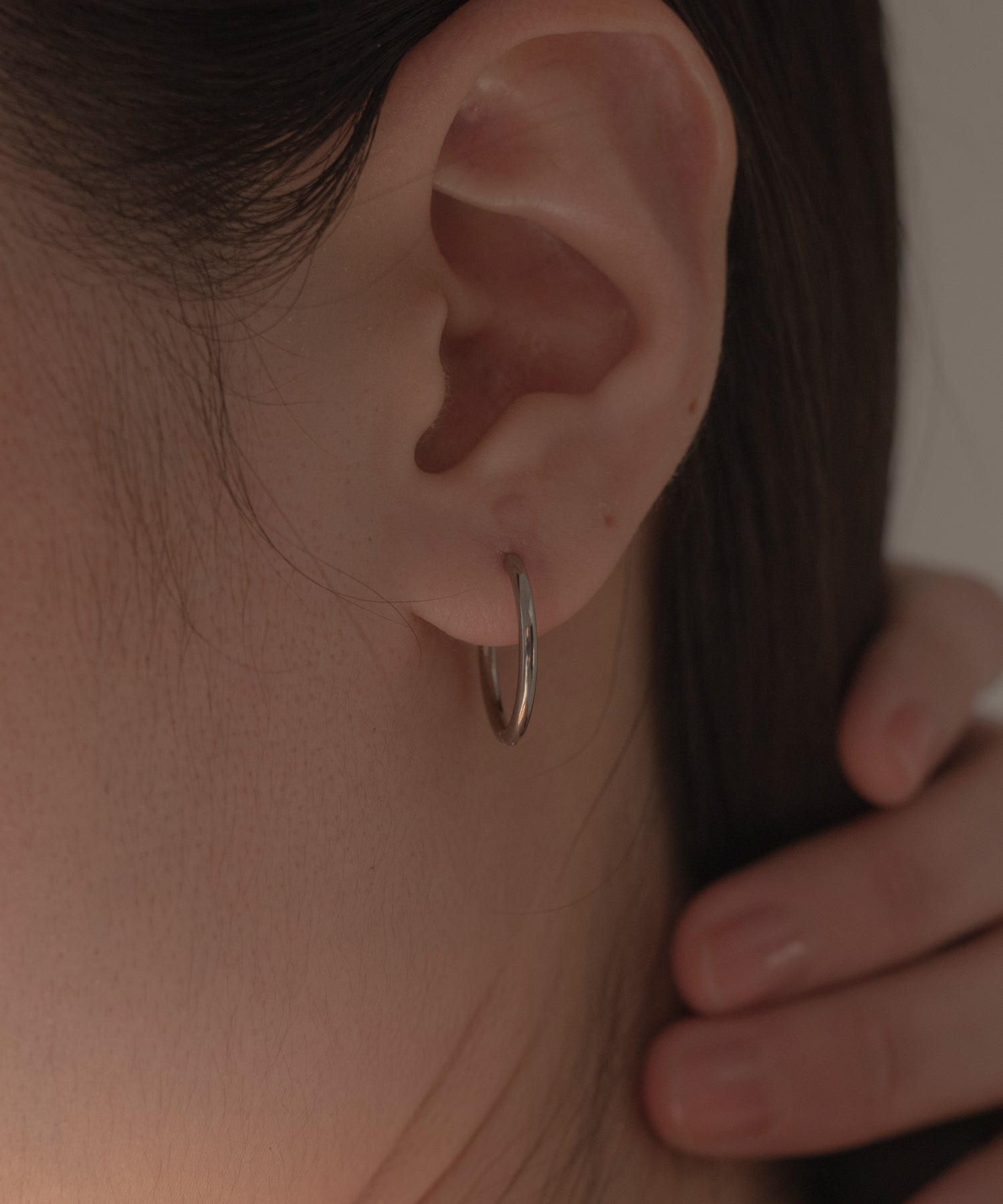 Hinged Thin Hoop Pierce [Stainless] | Affordable earrings mail