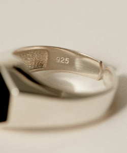 Rectangle Stone Motif Ring［Silver925］ 