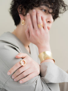 Twist Ring