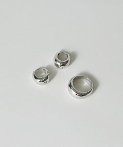 Compact Oval Pierce &amp; Volume Ring